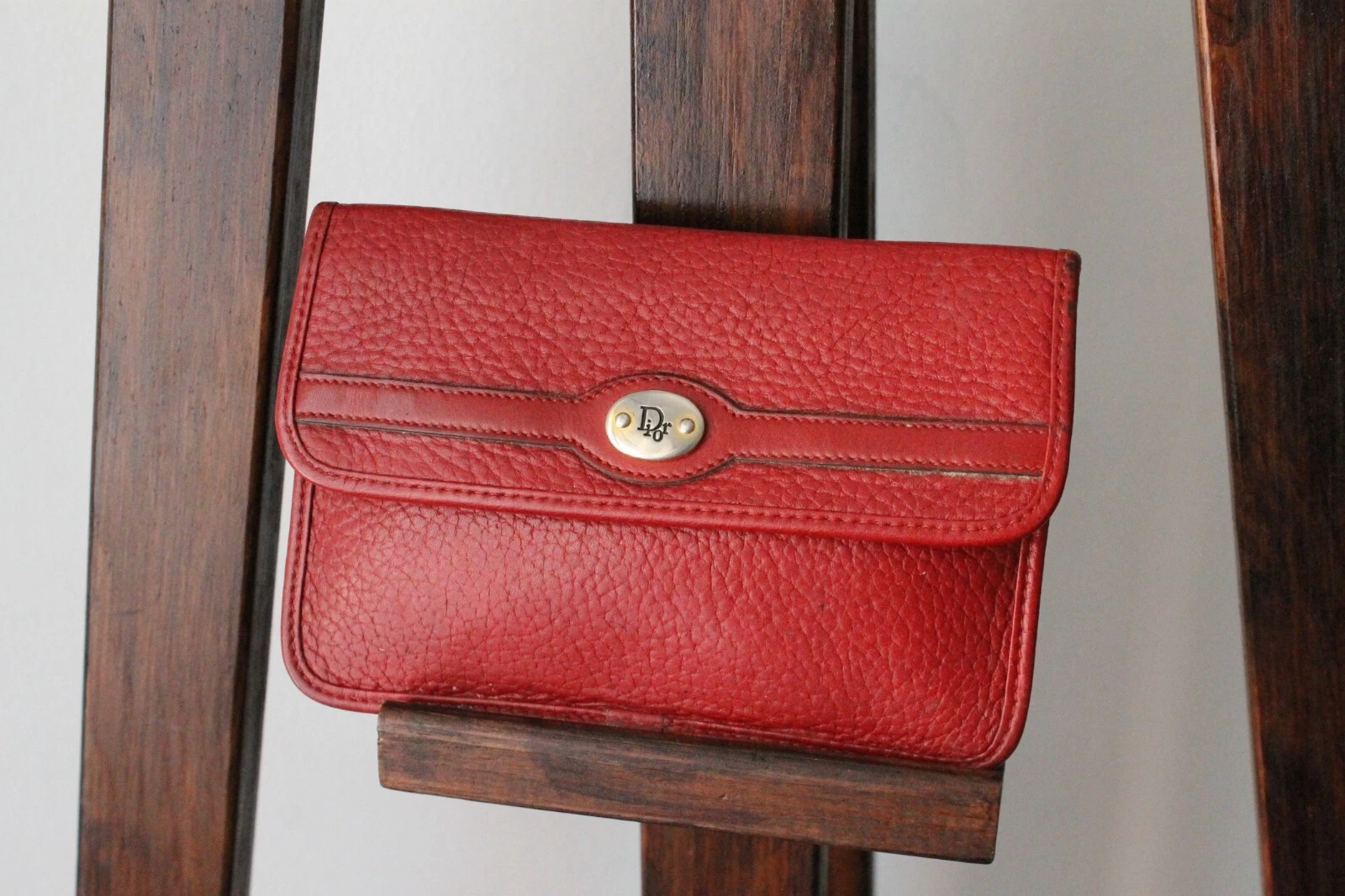 Porte monnaie Dior vintage en cuir rouge