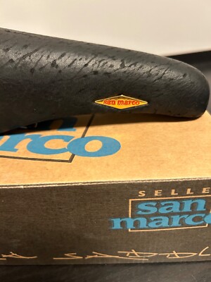 NOS Selle San Marco Rolls Classic Saddle Steel Rails Black, Le