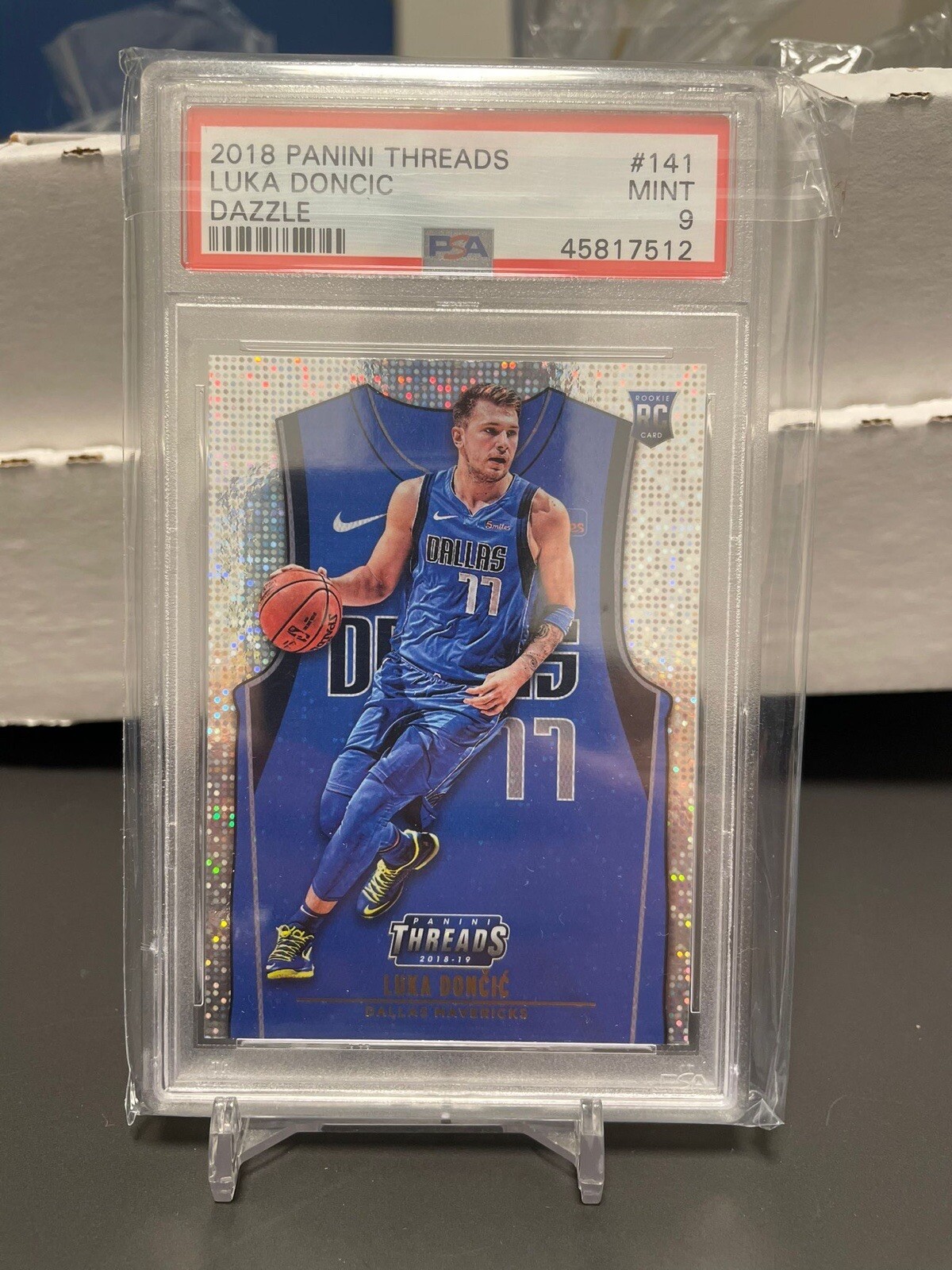 2018-19 PANINI THREADS LUKA DONCIC DAZZLE ROOKIE CARD PSA 9 #141 MAVERICKS