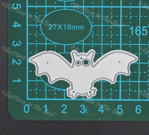 2 Halloween Bats Metal Cutting Dies, Card making, Crafts *UK SELLER* A2 - Picture 5 of 6