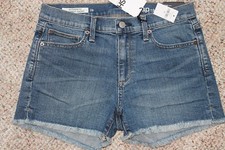 GAP Misses 2017 AUTHENTIC SUMMER SHORTS Denim Medium Indigo  3 in. raw edge   27