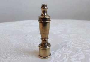 COLONIAL SOLID BRASS 2 ¼" TALL ¼"thread  LAMP FINIAL 
