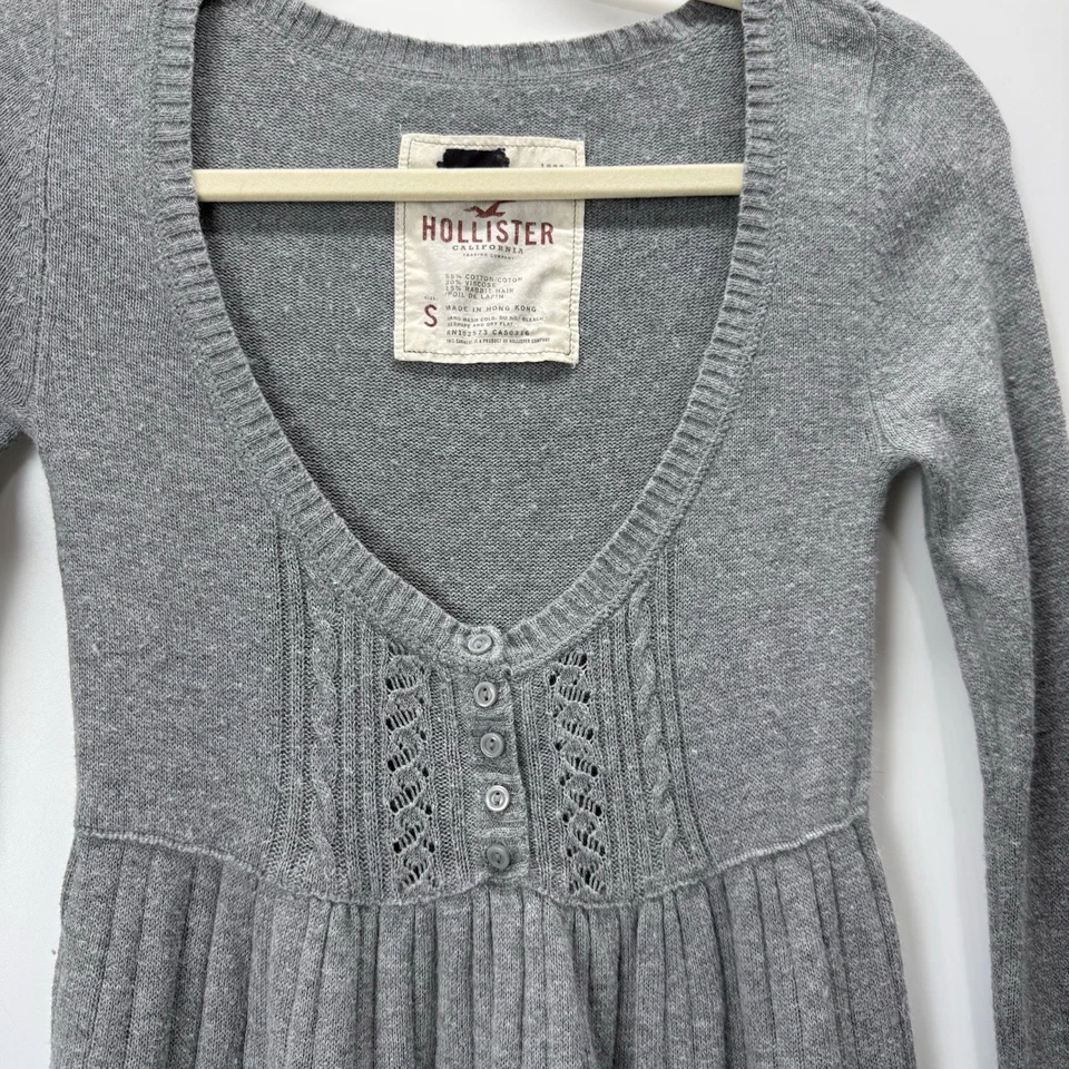 Suéter Babydoll Hollister Vintage Y2K S Gris Cabello de Conejo Bella Cisne Coqueta Foto 2 de 4