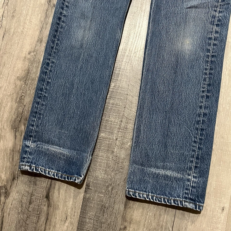 VTG Levi's 501xx Jeans Button Fly Straight Leg Medium Wash 501 USA Men's Jeans - Image 4 of 4