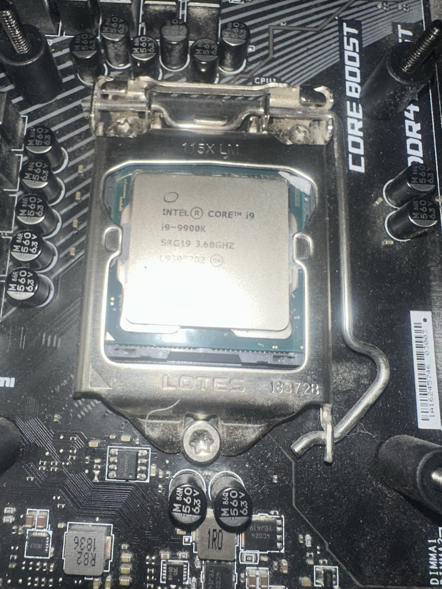 MSI MPG Z390 GAMING PRO CARBON, Intel i9-9900K, Corsair DDR4 RAM