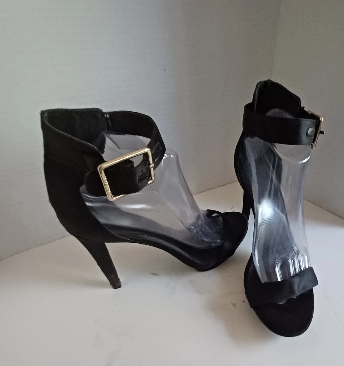 Calvin klein vivian sandals 2025