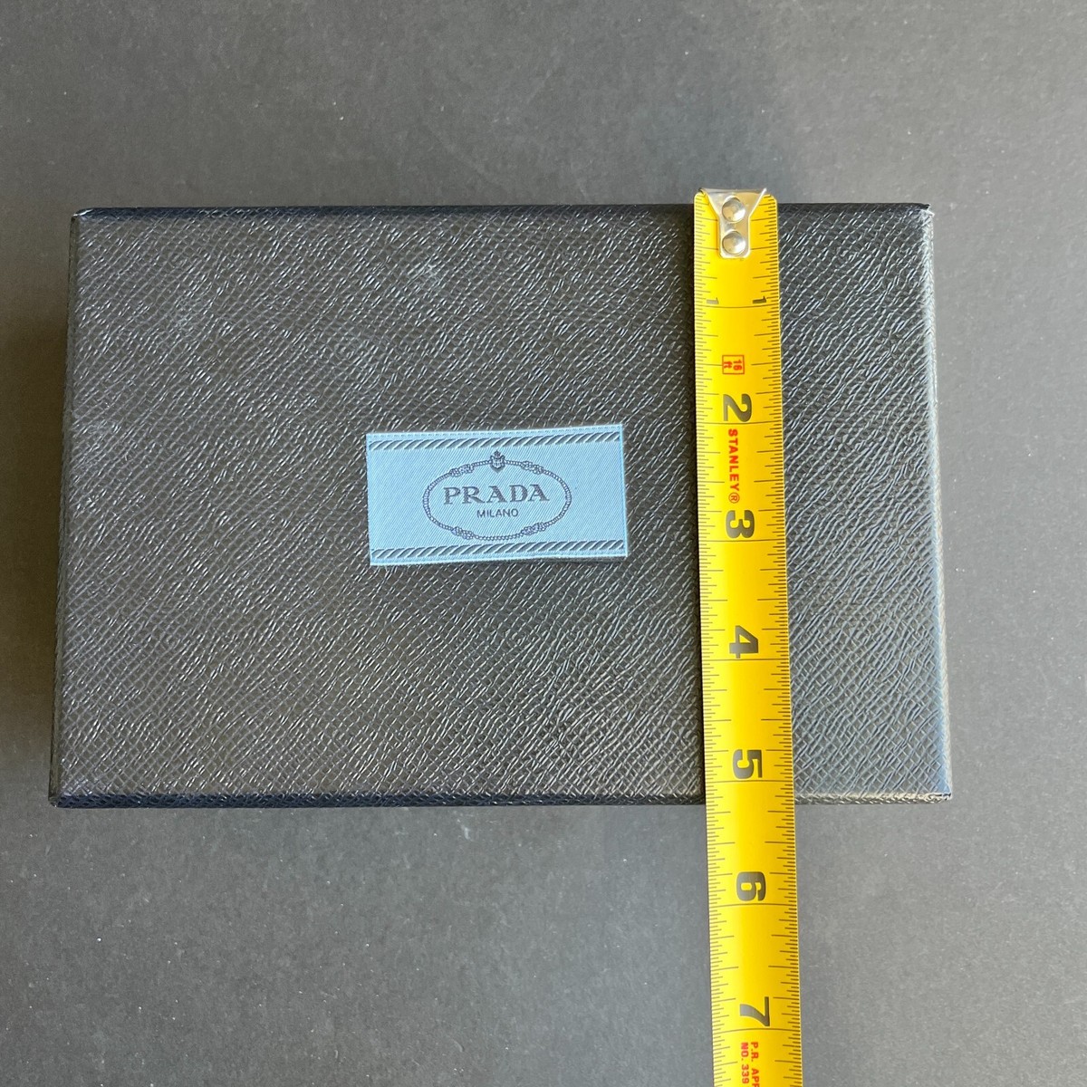 プラダ PRADASPHERE ライトブルー 箱付き 楽天市場】PRADA プラダ SOFTCALF IMPUN カードケース パス