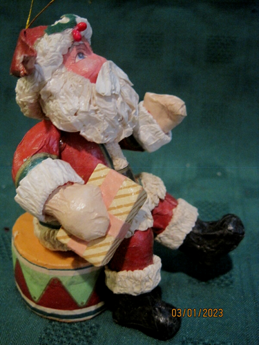 Vintage antike VOLKSKUNST Pappmache Weihnachtsmann sitzt auf Trommel 4-1/2 hoch Taiwan - Bild 2 von 13