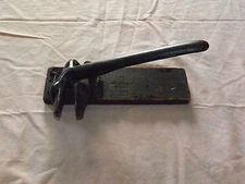 VINTAGE KITCHEN PRIMITAVE  IRON NUTCRACKER