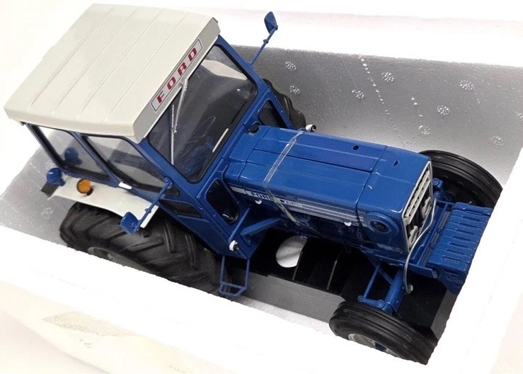 UH 1/16 Ford 7600 7A1 Launch Edition Blue 1975 Diecast scale model Farm Tractor - Image 2 of 4