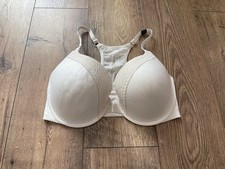 NWT Victoria Secret Body By Victoria 36DDD Cream Racerback Bra Front closure