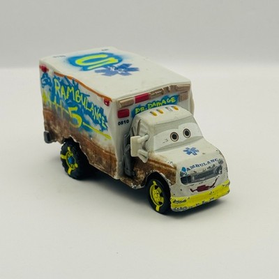 Disney Pixar Cars - DR. DAMAGE Deluxe Thunder Hollow - 1:55 Diecast