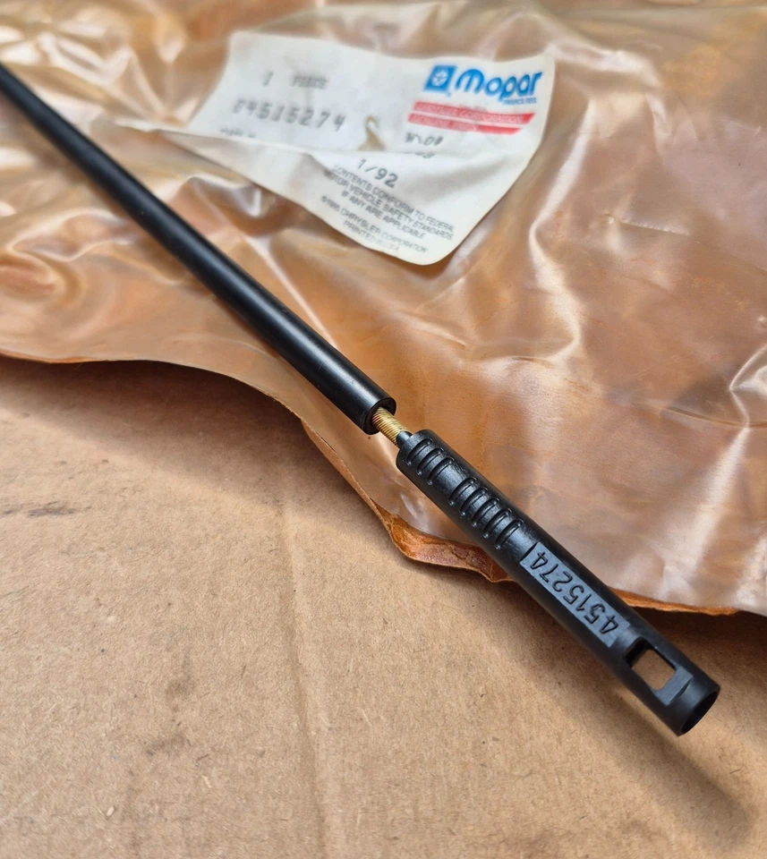 Dodge Shadow Plymouth Sundance 1991 nuevo en stock MoPar faro cable de ajuste Foto 3 de 3