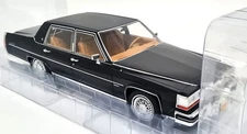 MCG 1/18 - Cadillac Brougham 1982 Black Diecast Scale model car