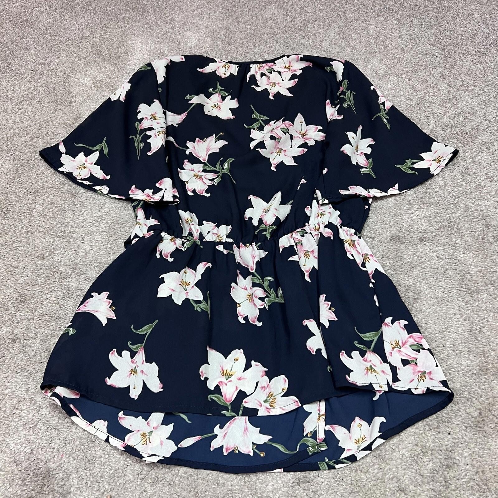 Sienna Sky Blouse Women’s Blue Pink Floral Short Sleeve Size Small