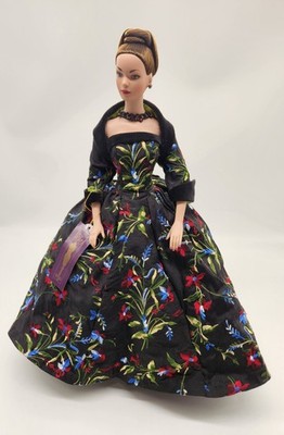  ROBERT TONNER / TYLER WENTWORTH MIDNIGHT GARDEN DOLL With Stand 