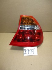 01 02 03 04 Chrysler 300 PASSENGER Side Used Tail Light #2999-T