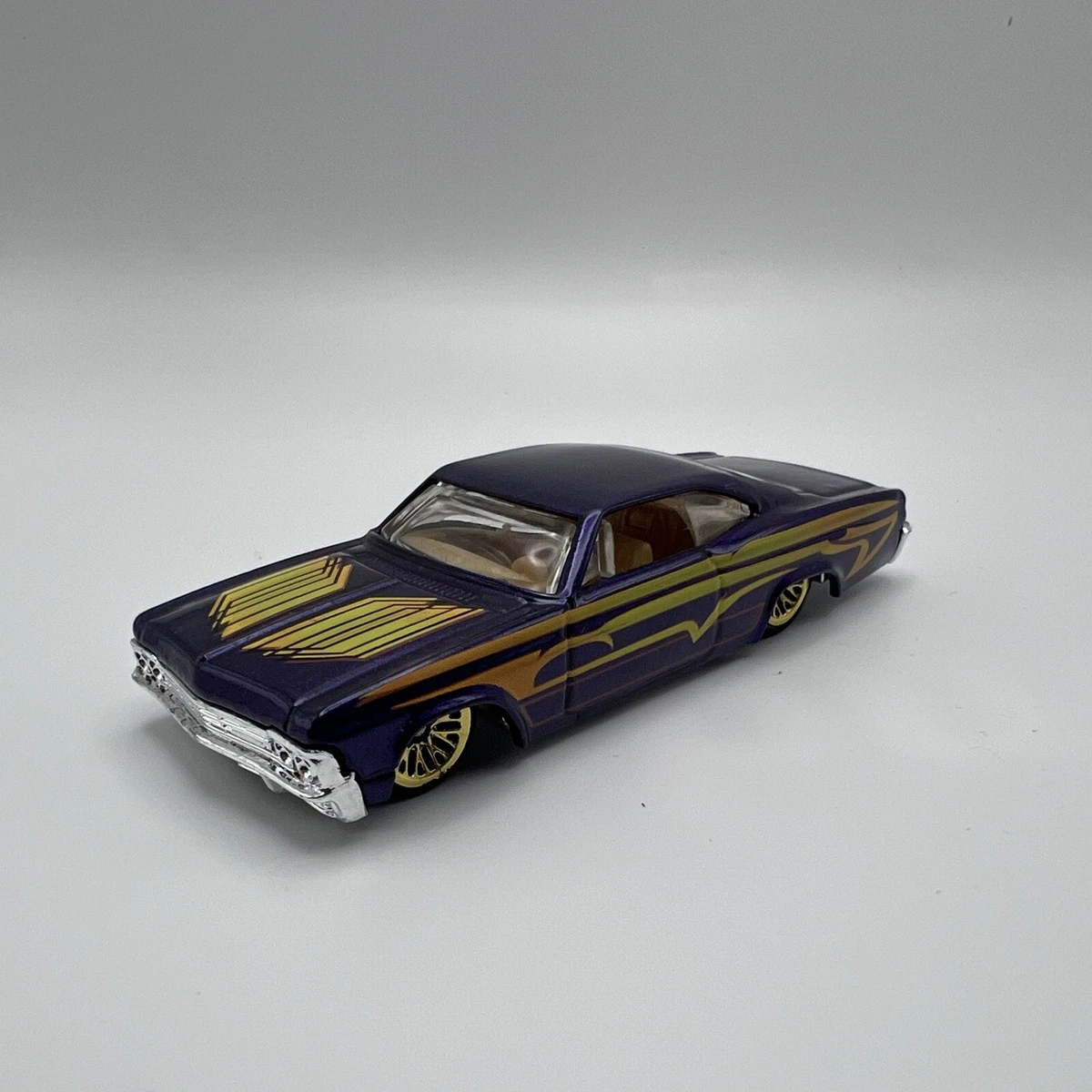 Preços baixos em Hot Wheels First Editions Fabricação