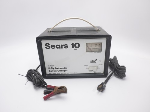 Vintage Sears Craftsman 10 Amp 12V Manual Automatic Battery Charger 608.718330