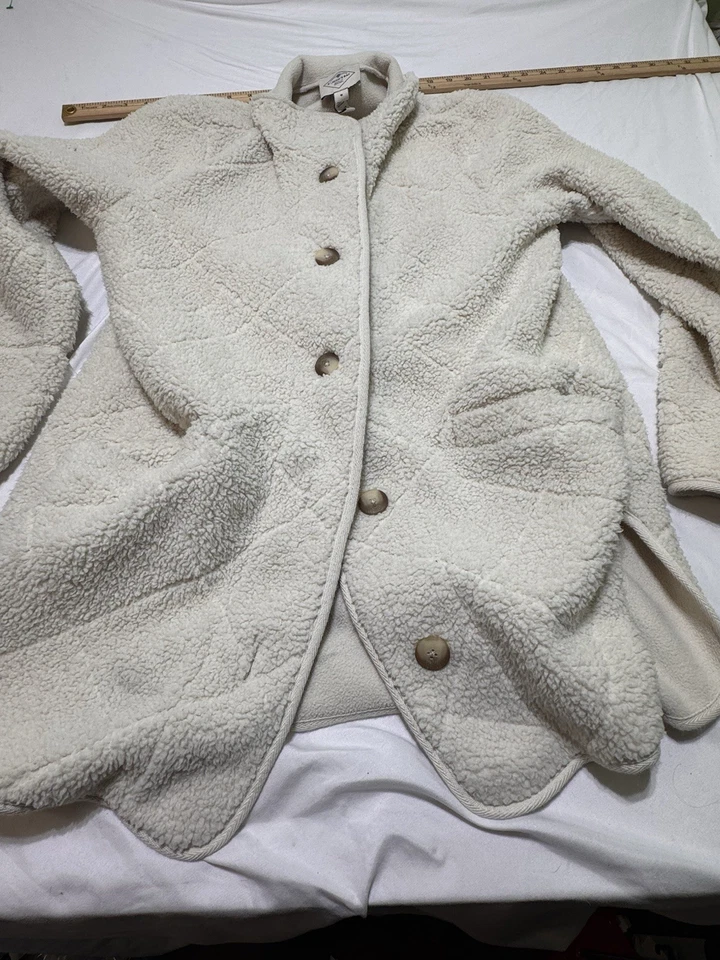 Chaqueta Sherpa con botones crema para mujer talla mediana acolchada polar ST John Bay Foto 2 de 4