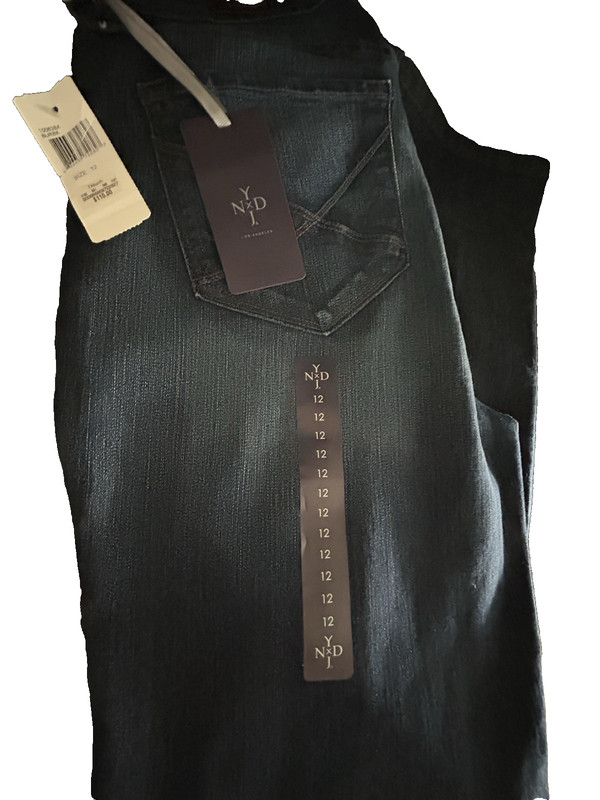 NYDJ jeans size 12 Straight.  33" inseam. New with Tag