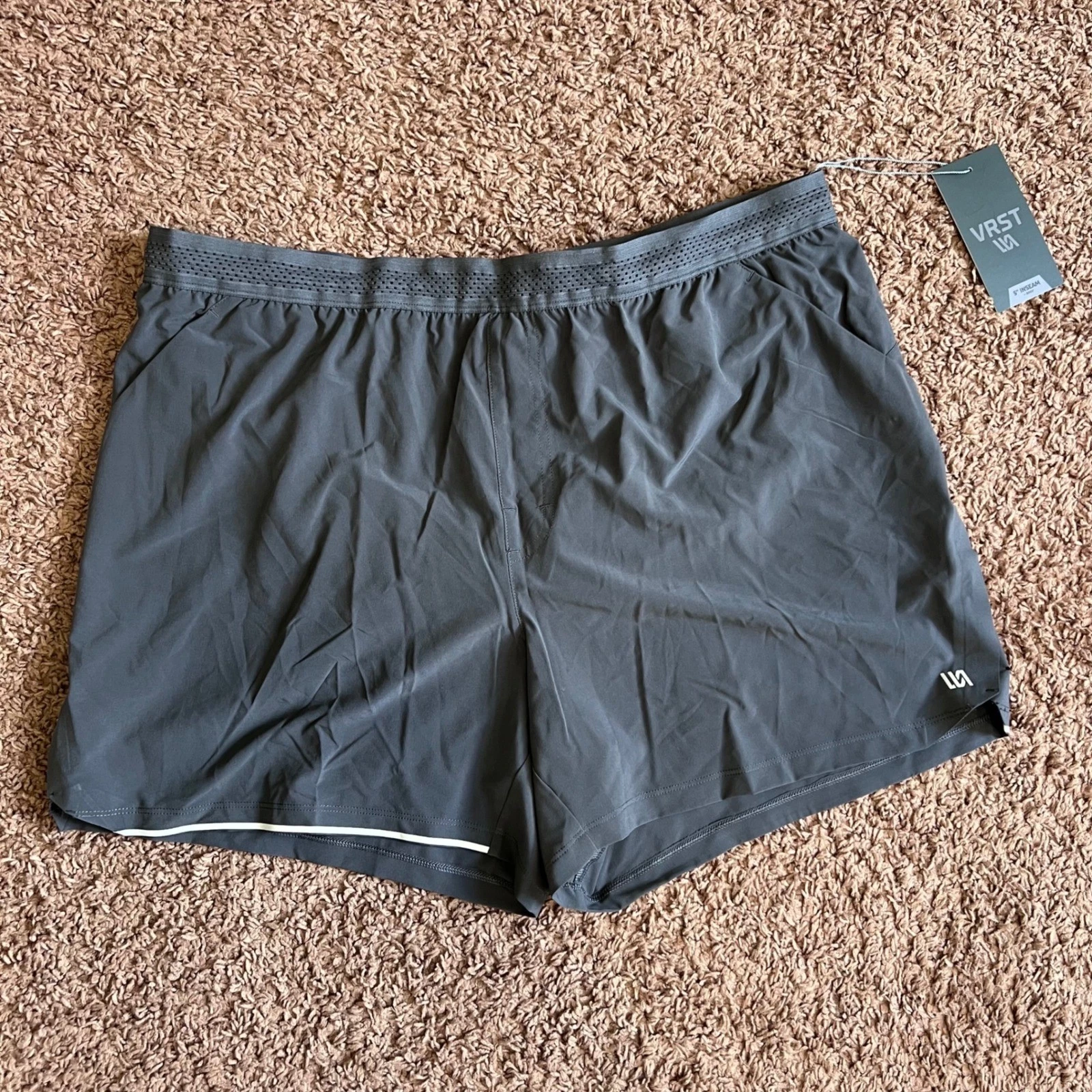 VRST Mens Velocity Run Shorts 5" Inseam Gray Size XL MAX100420 NWT