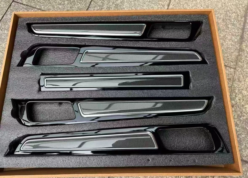 Kit de molduras interiores de fibra de carbono seca de repuesto para Porsche Cayenne 2019-2023 OE Foto 2 de 4
