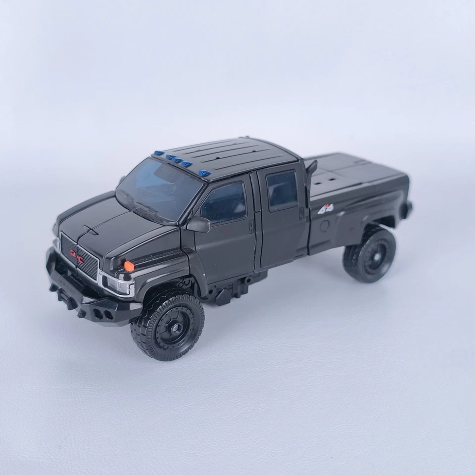 Transformers Ironhide Complete 2007 Movie TFTM Voyager Class - Image 3 of 4