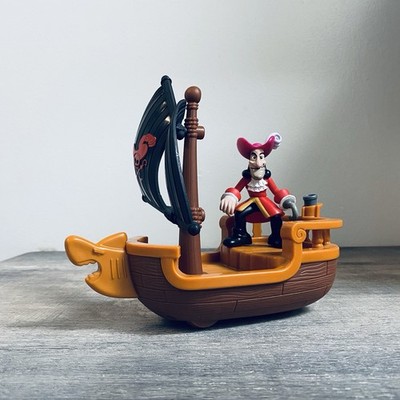 Fisher-Price Jake and the Never Land Pirates Hook's Battle Boat