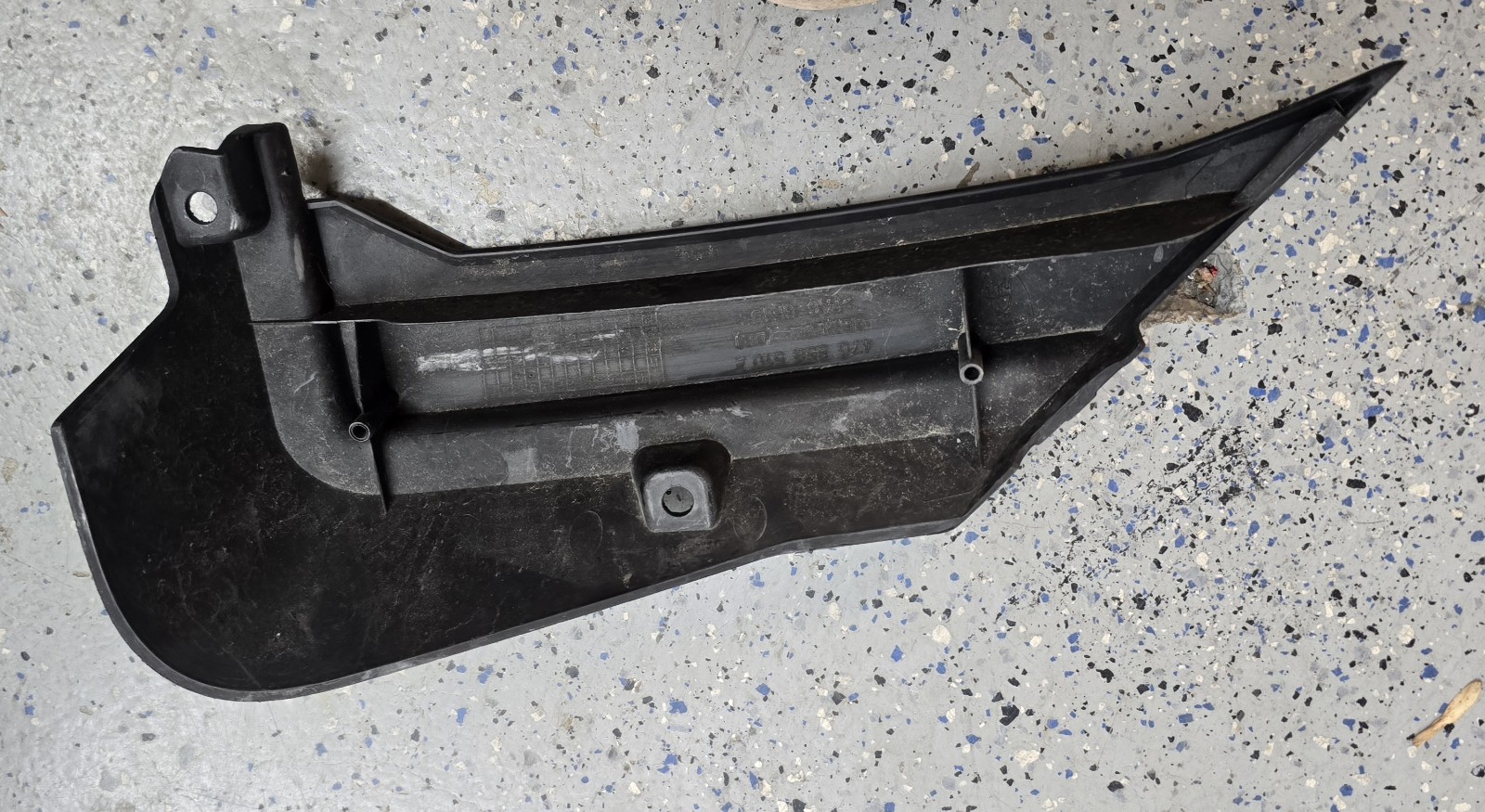LAMBORGHINI AVENTADOR PASSENGER RIGHT RH SIDE COVER MOULDING OEM 470853510A
