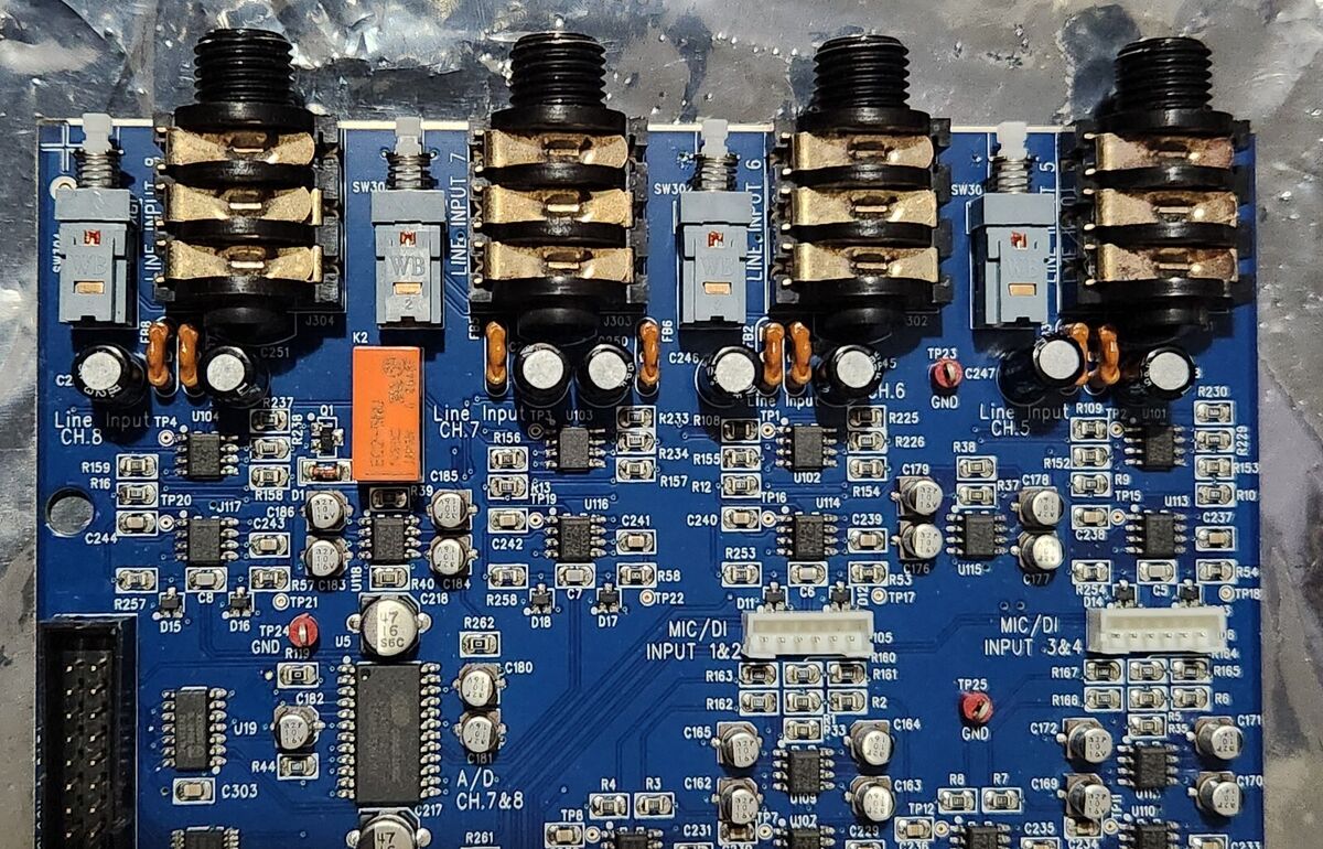 Avid Digidesign Digi 003 Control Surface Analog Input ch5-8 Avid Digidesign Digi 003 Control Surface Analog Input ch5-8
