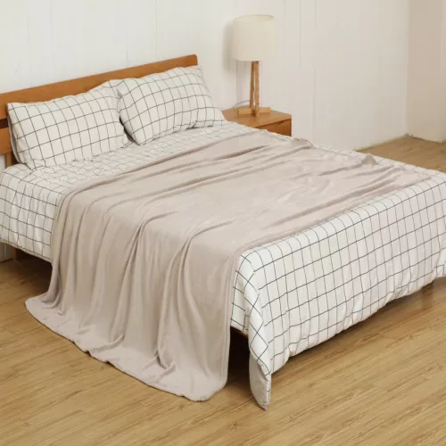 Kuscheldecke Flauschige Wohndecke Flanell Fleecedecke Sofadecke Bettüberwurf - Bild 13 von 46