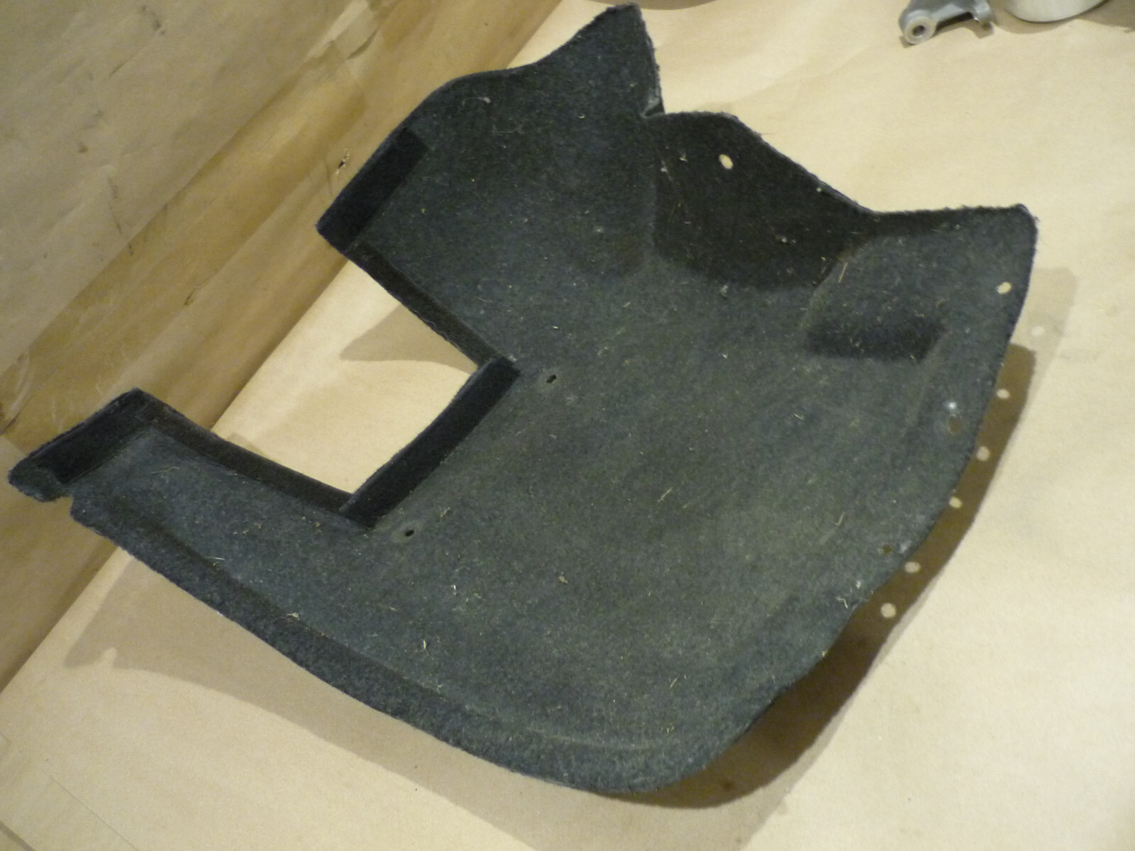 Maserati 4200 - LH Front Fender Liner/Wheelhouse P/N 67528600