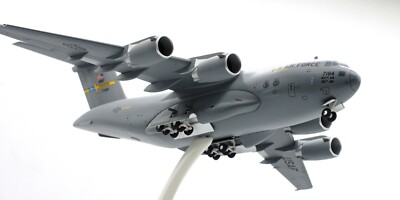Hogan Wings 1/200 USAF “TRAVIS” C-17 Globemaster C17 60647 60654
