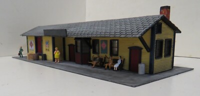 U.P. STATION. BUILT. WOOD. WEATHERED. WELL-DETAILED. HO