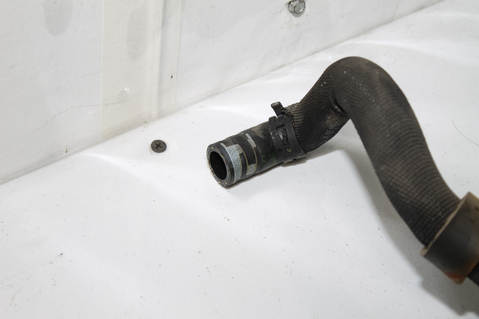 15-20 LAMBORGHINI HURACAN SMALL ALUMINUM COOLANT PASSAGE HARD PIPE 4SO819270
