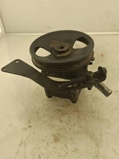 Pompe direction assistée Nissan ALMERA TINO