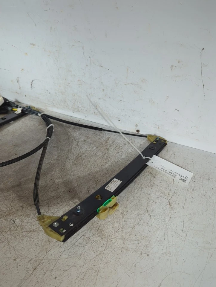 Audi A1 8x Tdi 3 Door 2014 Window Regulator/mech front Driver 8X3837462A P95 - Image 2 of 4