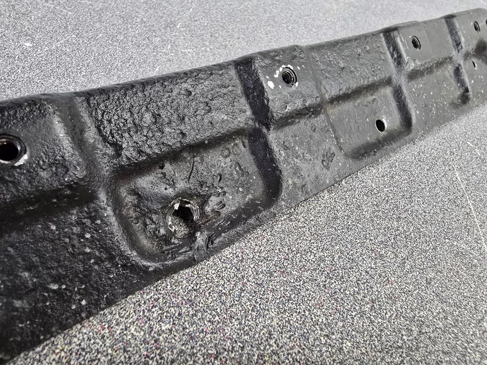 USED ORIGINAL GENUINE PORSCHE 911 912 SWB PASSENGERS SEAT LOCKING RAIL - Image 4 of 4