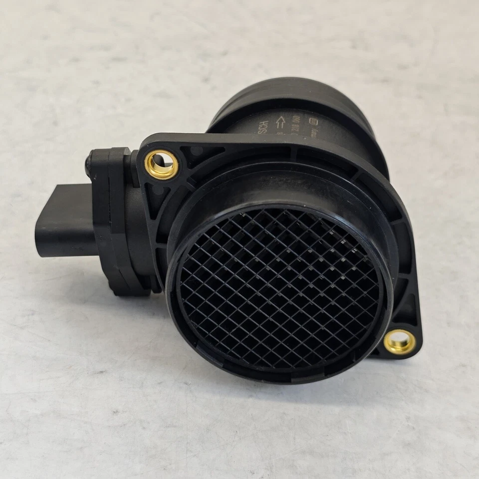 Mass Air Flow Sensor MAF Meter For 2002-2008 Audi Q7 RS4 4.2L V8 Volkswagen Golf Foto 4 de 4