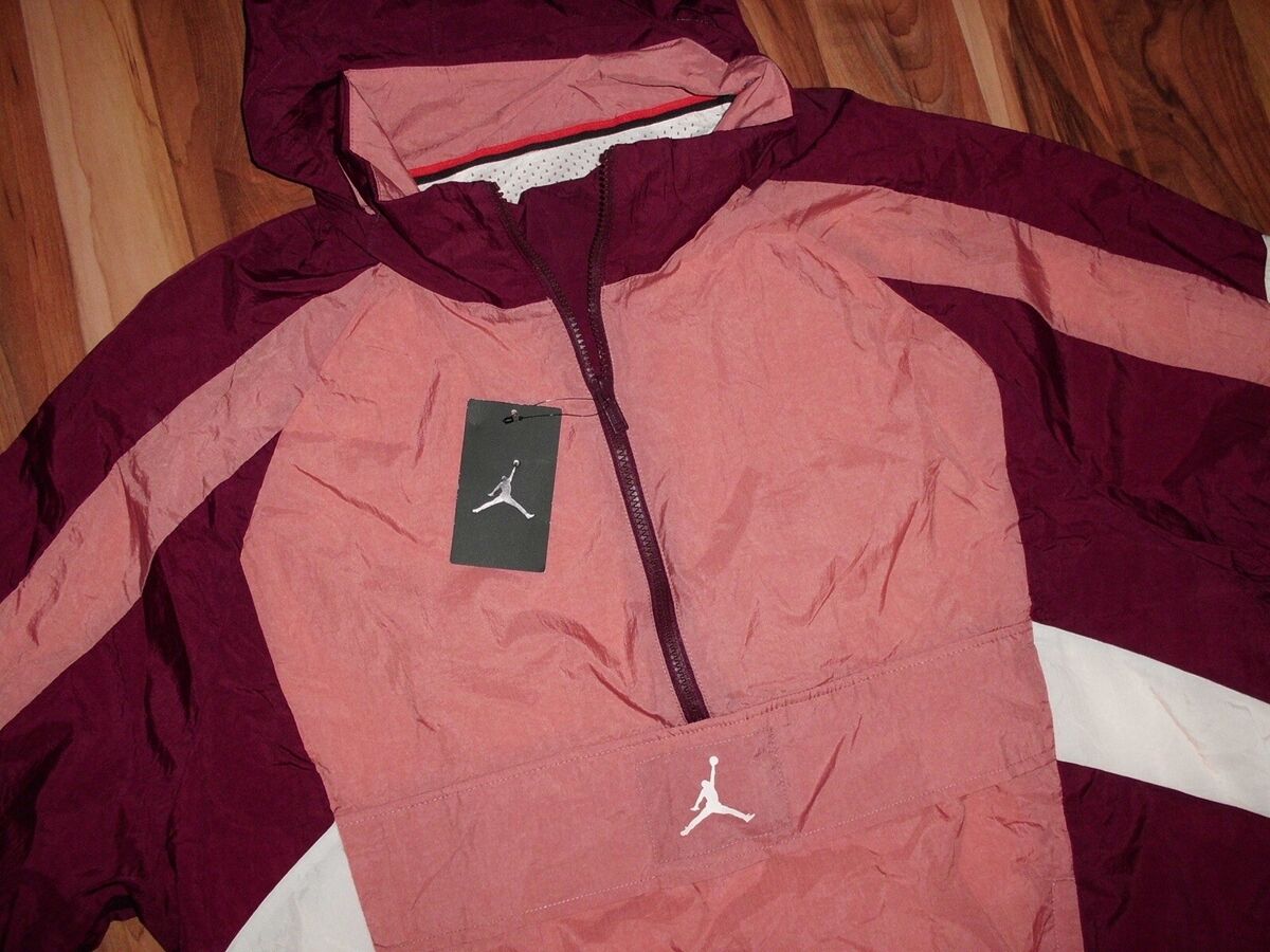 Nike Air Jordan Wings Windrunner Kangaroo Track Jacket Half Nike Air Jordan Wings Windrunner Kangaroo Track Jacket Half