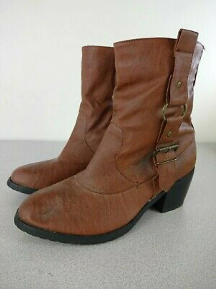 Botas de invierno Wet Seal para mujer talla 7 marrón correa hebilla tacón medio pantorrilla Foto 3 de 4