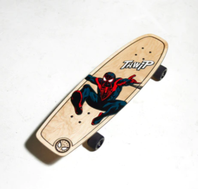 ザッカリーリーヴァイ　スケボー　bear walker スケートボード　マーベル Bear Walker x Marvel Spider-Man 