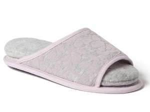 pink dearfoam slippers