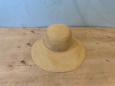 NWOT/B Eric Javits Hampton Squishee Sun Hat - Peanut