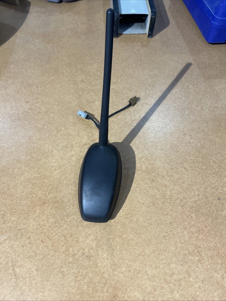 Conjunto de antena de radio de techo Nissan Juke 2011-2013 OEM usada Foto 3 de 3