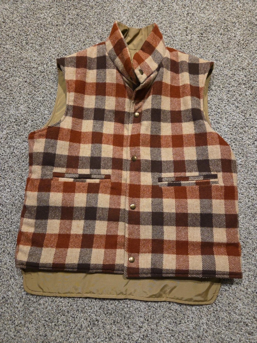 Vintage Woolrich TAN Wool VEST Plaid Flannel Reversible Gorpcore Mens Large