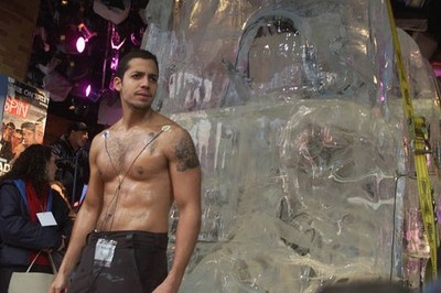 Magician David Blaine before getting frozen in a block of ice for - Old Photo
