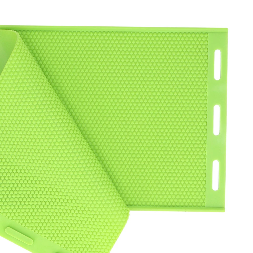 2Pcs 5.4mm Silicone Beeswax Sheet Mold Beeswax Foundation Press Mold Beekee LS - Image 2 of 4