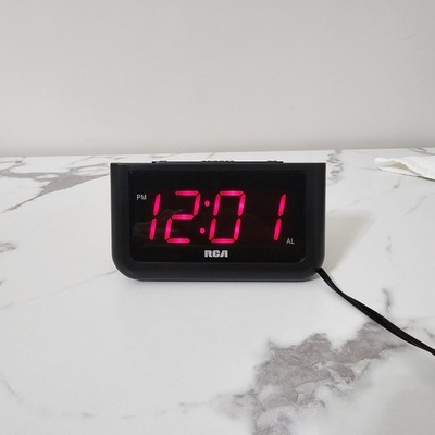 RCA Digital Alarm Clock Model RCD30-A Open Box 